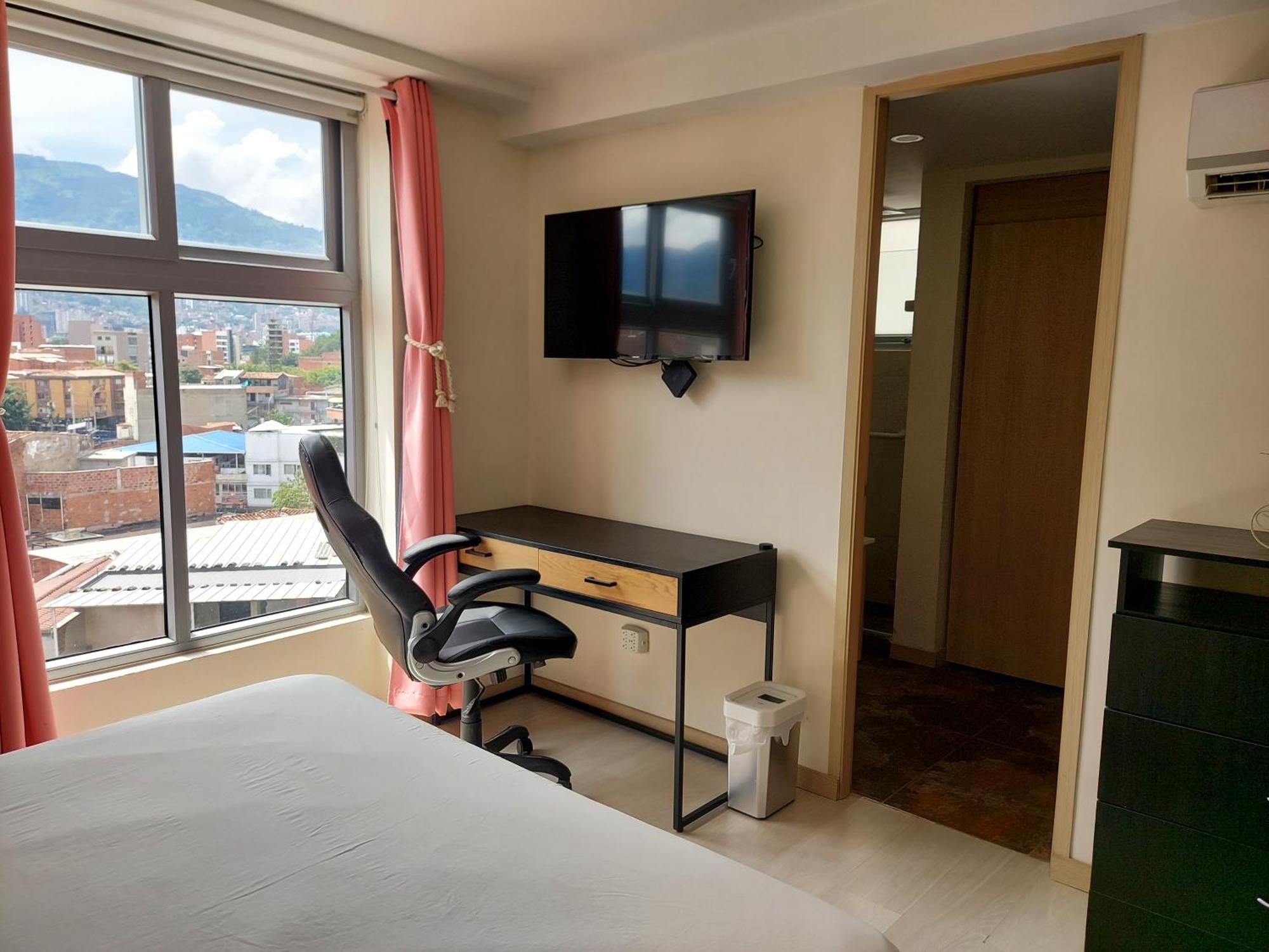 San Peter Apartments Medellin Bagian luar foto