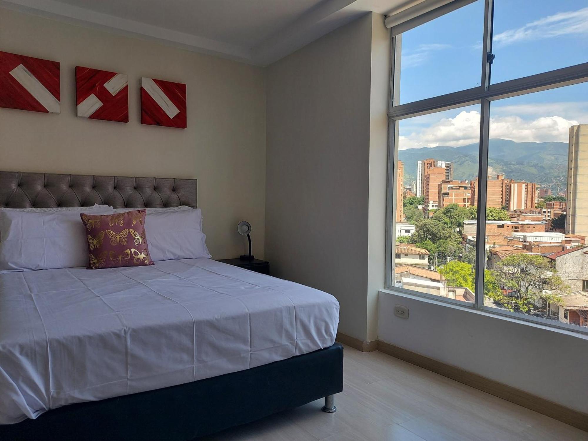 San Peter Apartments Medellin Bagian luar foto