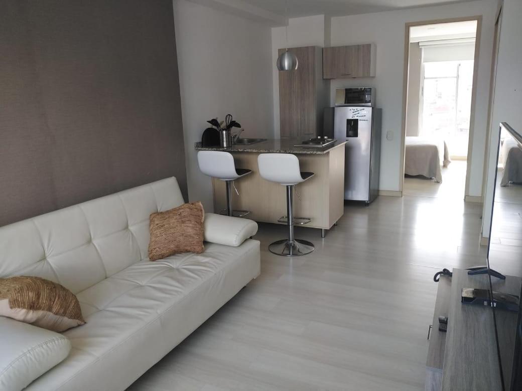 San Peter Apartments Medellin Bagian luar foto